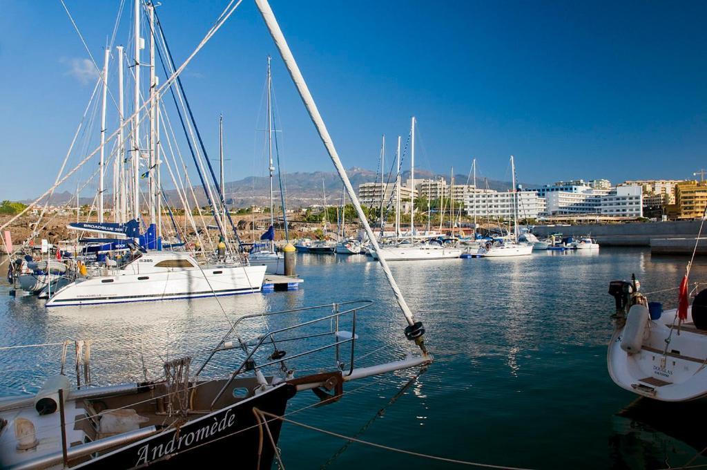 The Captains Locker - 30Ft Yacht San Miguel de Abona Exterior photo