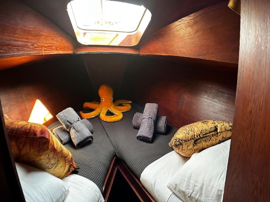 The Captains Locker - 30Ft Yacht San Miguel de Abona Exterior photo