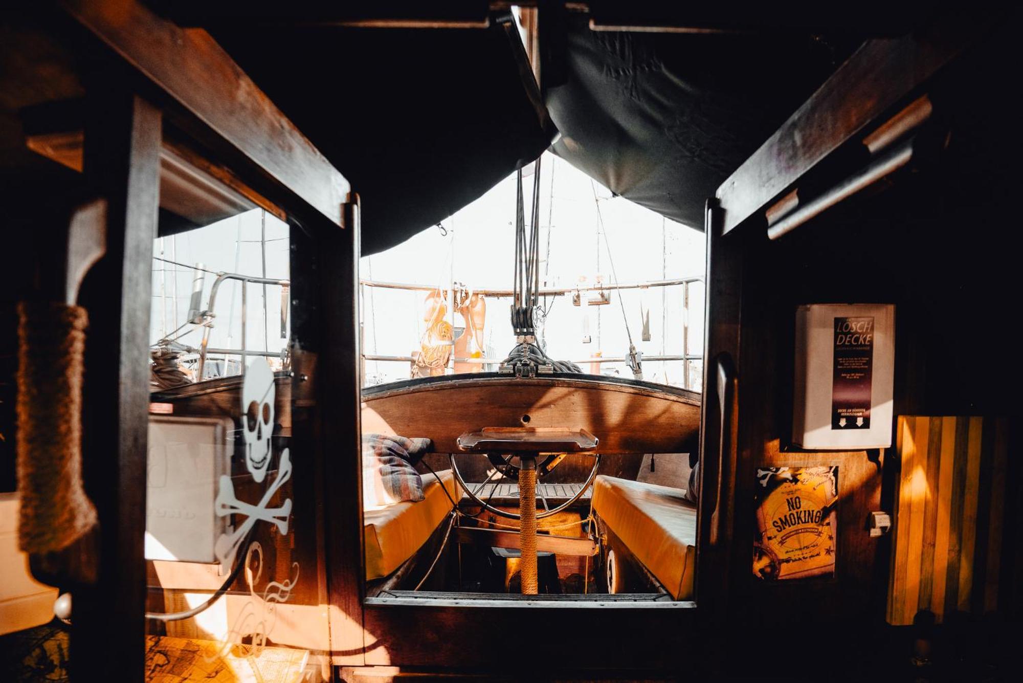 The Captains Locker - 30Ft Yacht San Miguel de Abona Exterior photo